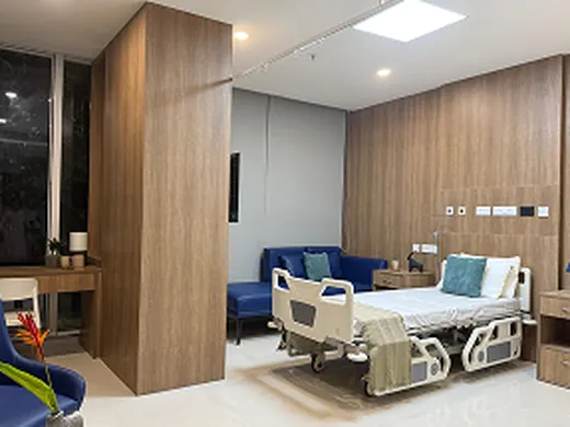 Patient rooms at Even Hospital, Race Course Road
